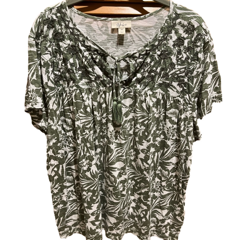 310. WOMENS STYLE & CO. XXL DETAIL TOP - Picture 2 of 6